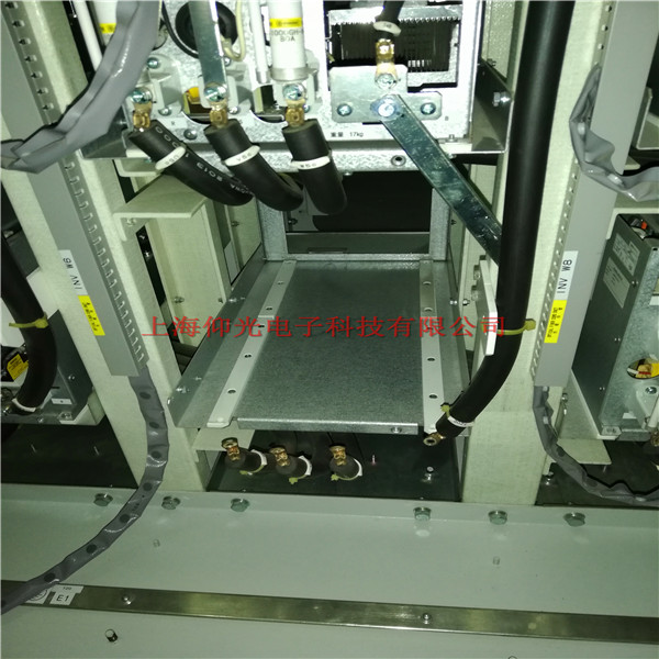 上海仰光快速維修施耐德變頻器報ObF代碼維修,施耐德變頻器制動過速故障維修