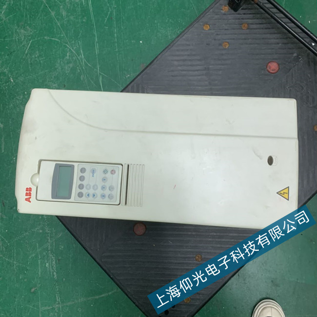 ABB׃�l��ACS100ϵ�оS�ވ�(b��o)���ϴ��a7121