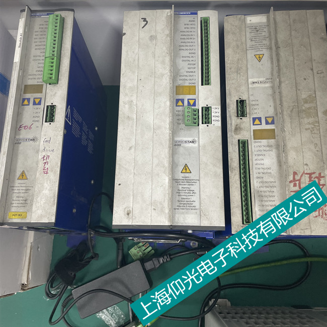 �����Ơ�Ħ���ŷ��(q��)����600�󾯹���F525�S��