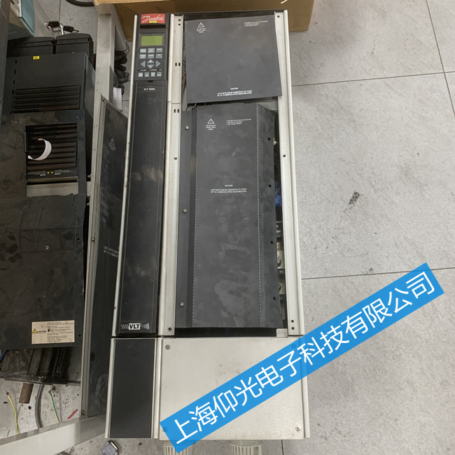 ����˹׃�l���S�� FC-302P160T5E00H2BG��(b��o)��8̖(h��o)�S��