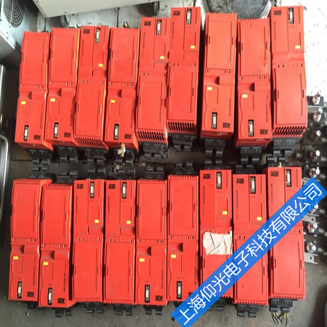 SEW׃�l���@ʾF01���ϾS�޷���