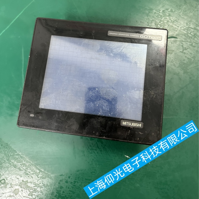 河北三菱觸摸屏A985GOT-TBD無法進(jìn)入到正常的使用界面故障維修收費情況