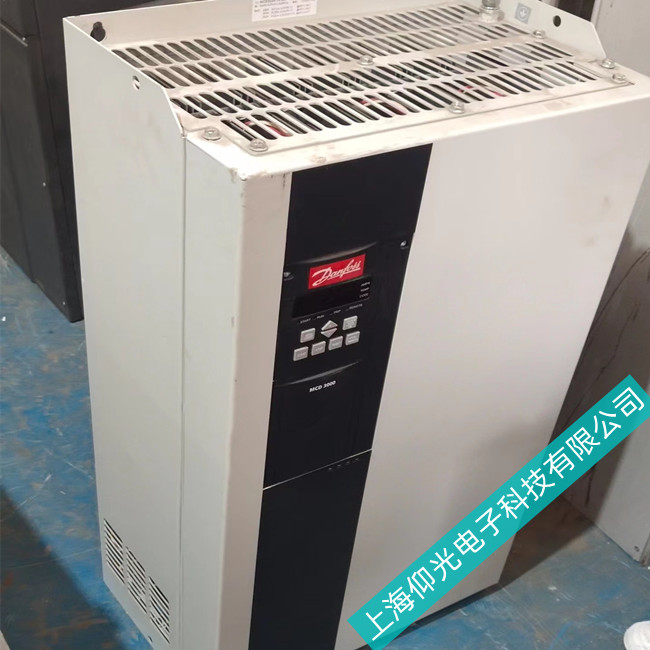 丹佛斯2900變頻器顯示VCF故障排除方法