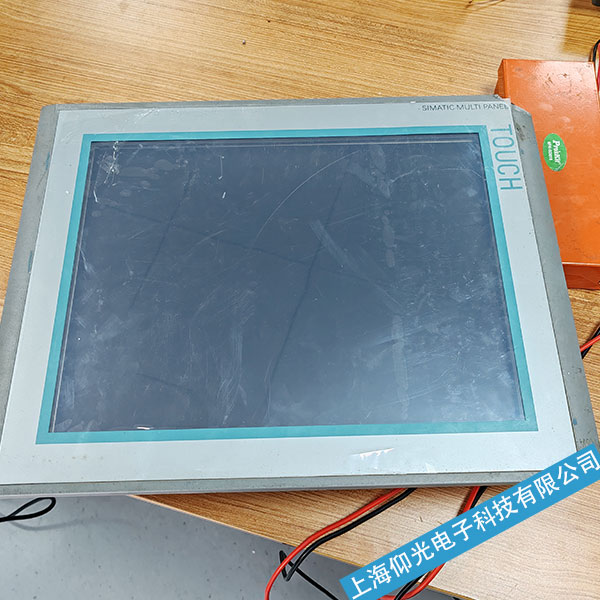 贛州西門子KTP900觸摸式操作面板黑屏無(wú)顯示故障維修
