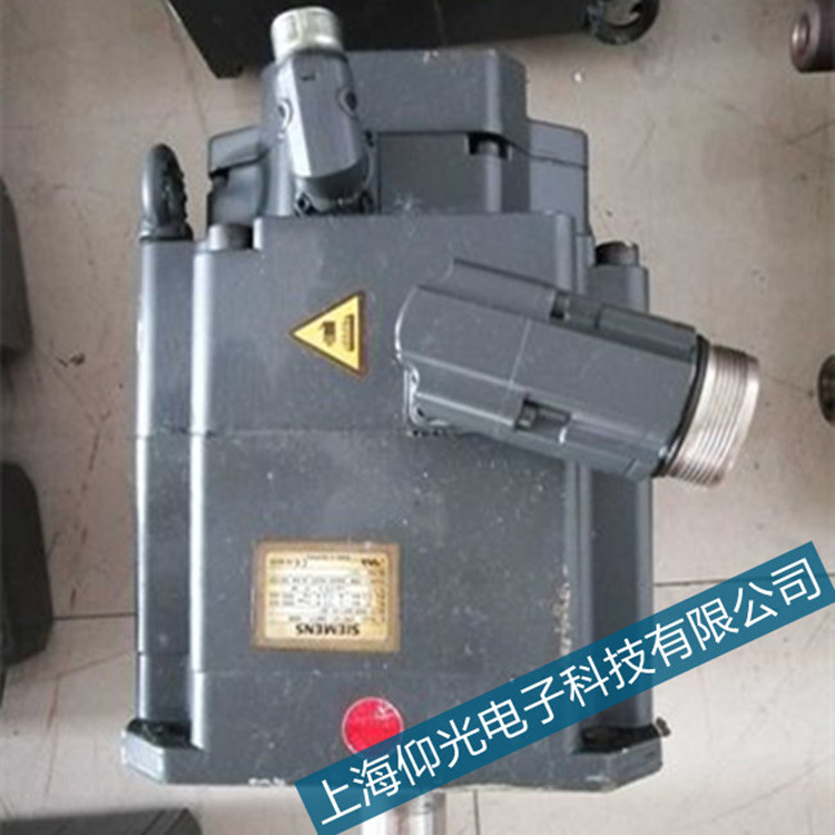 �������T�Ӿ��a��1lg6�ŷ��R�_(d��)�M(j��n)�в�ͨ���S���c(di��n)