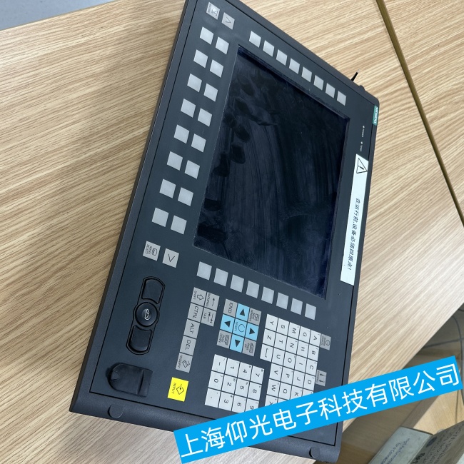 �Ϸ����T�Ӕ�(sh��)��ϵ�y(t��ng)SINUMERIK 840ϵ���_�C(j��)�^(gu��)�����ߵ�һ��Ͳ���(d��ng)���ϾS���f(shu��)��